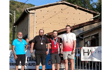 Maxime médaillé de bronze au Championnat régional 3D à Thiers !
